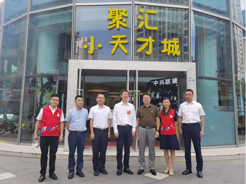 市黨代表徐波同志進社區聯系服務黨員群眾（信息稿）401.png