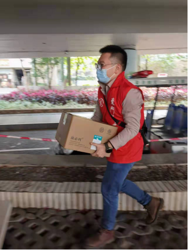 市委編辦火速馳援掛點街道 齊心協(xié)力共同抗疫（信息稿）380.png