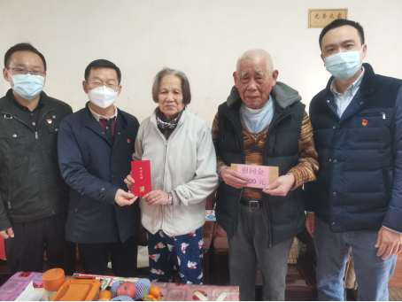 市委編辦春節前夕組織到“一對一”掛點聯系社區開展走訪慰問活動245.png